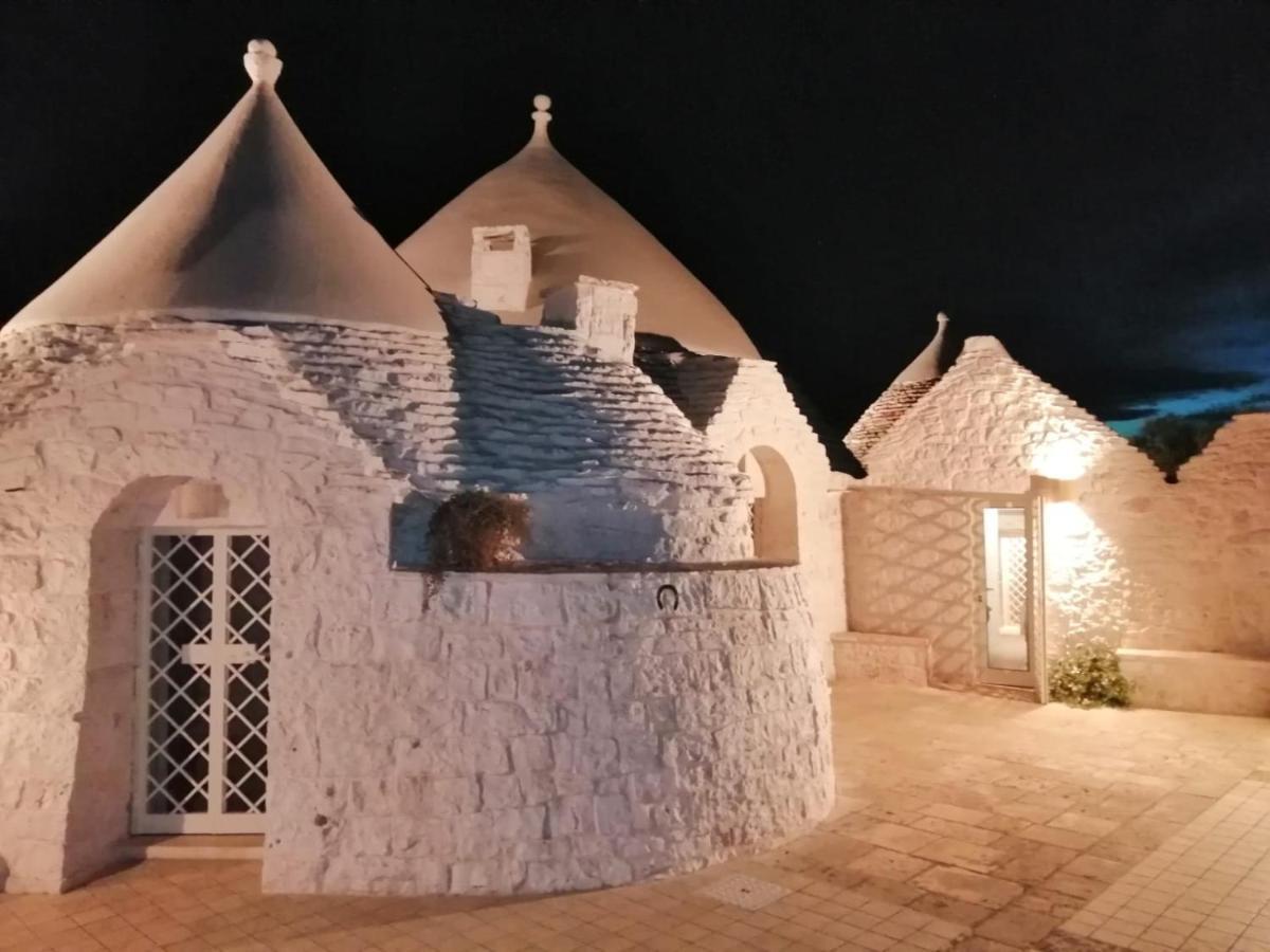 Trulli Lisanna - Exclusive Private Pool And Rooms Up To 10 People Antonelli Exterior foto