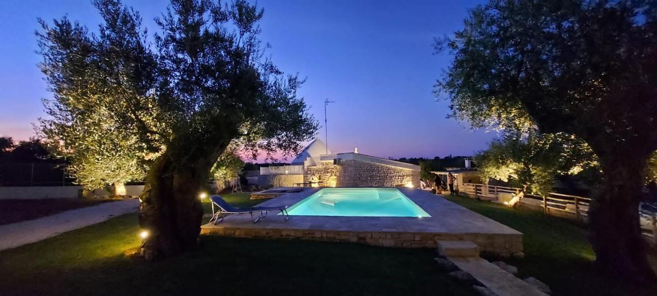 Trulli Lisanna - Exclusive Private Pool And Rooms Up To 10 People Antonelli Exterior foto