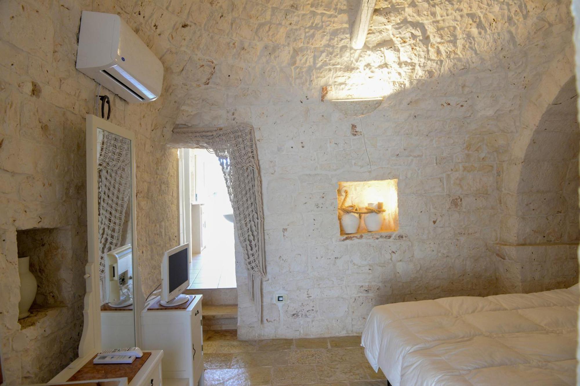 Trulli Lisanna - Exclusive Private Pool And Rooms Up To 10 People Antonelli Exterior foto