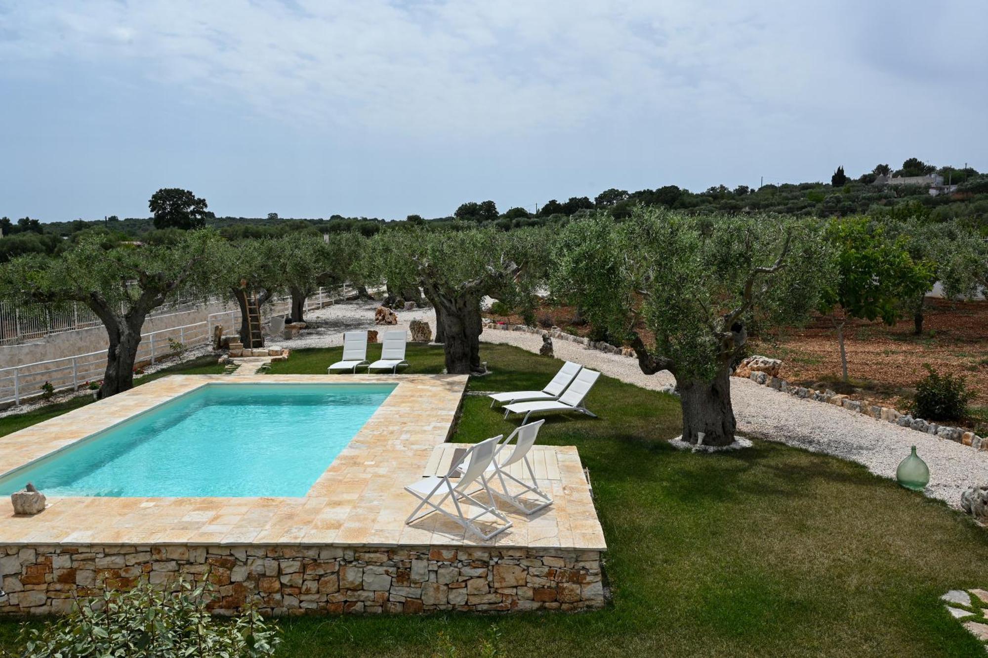 Trulli Lisanna - Exclusive Private Pool And Rooms Up To 10 People Antonelli Exterior foto