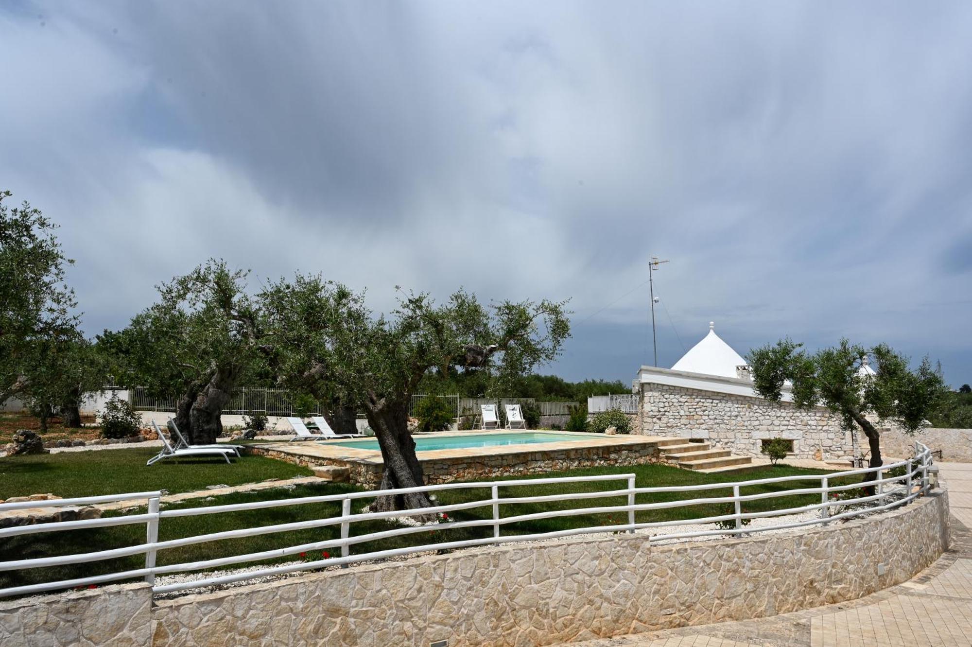 Trulli Lisanna - Apulian Hideaway With Pool Apartment Antonelli Exterior foto