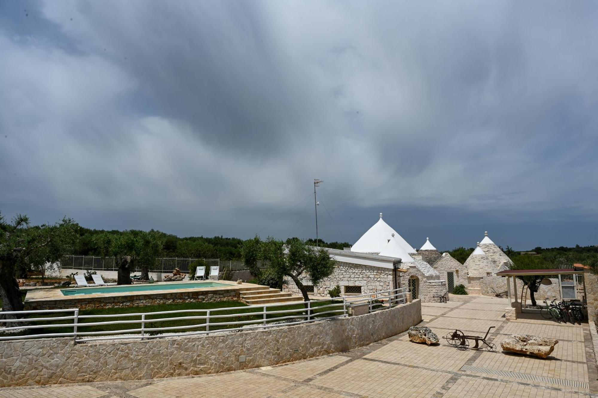 Trulli Lisanna - Apulian Hideaway With Pool Apartment Antonelli Exterior foto