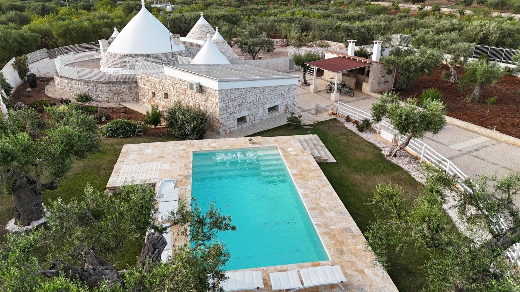 Trulli Lisanna - Exclusive Private Pool And Rooms Up To 10 People Antonelli Exterior foto